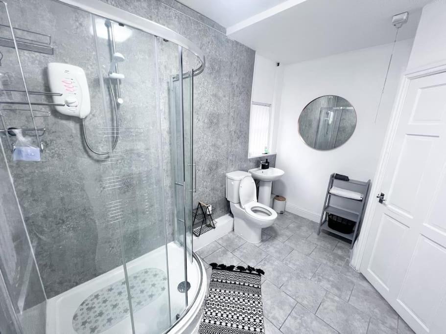 Cosy Flat By Anfield: 5 Minutes From The Stadium! Apartment Liverpool